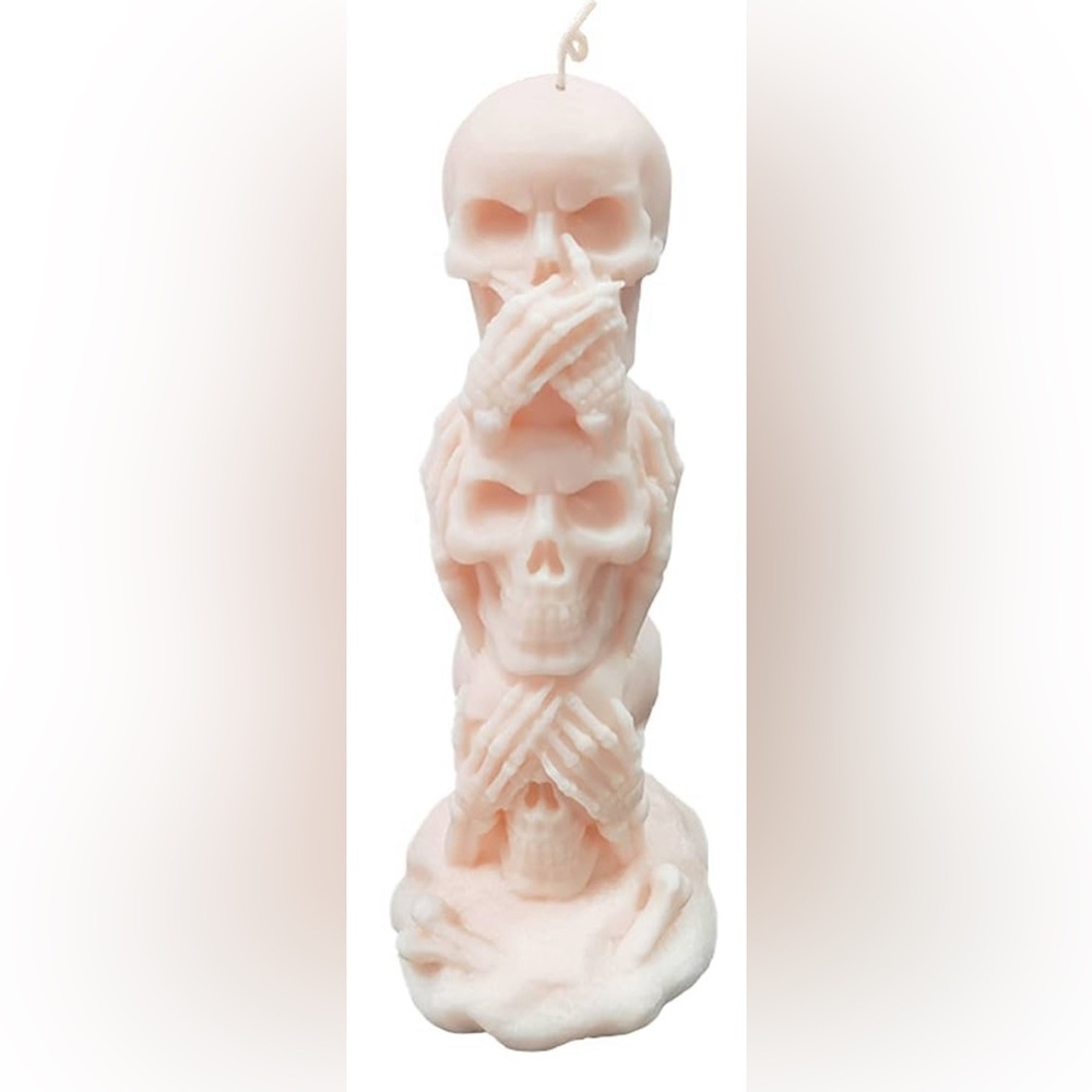 Skull candlez set of (2)